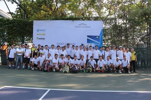 sân tenis Vĩnh Tường