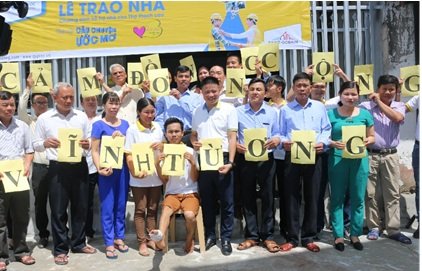 Vì mái ấm trao nhà