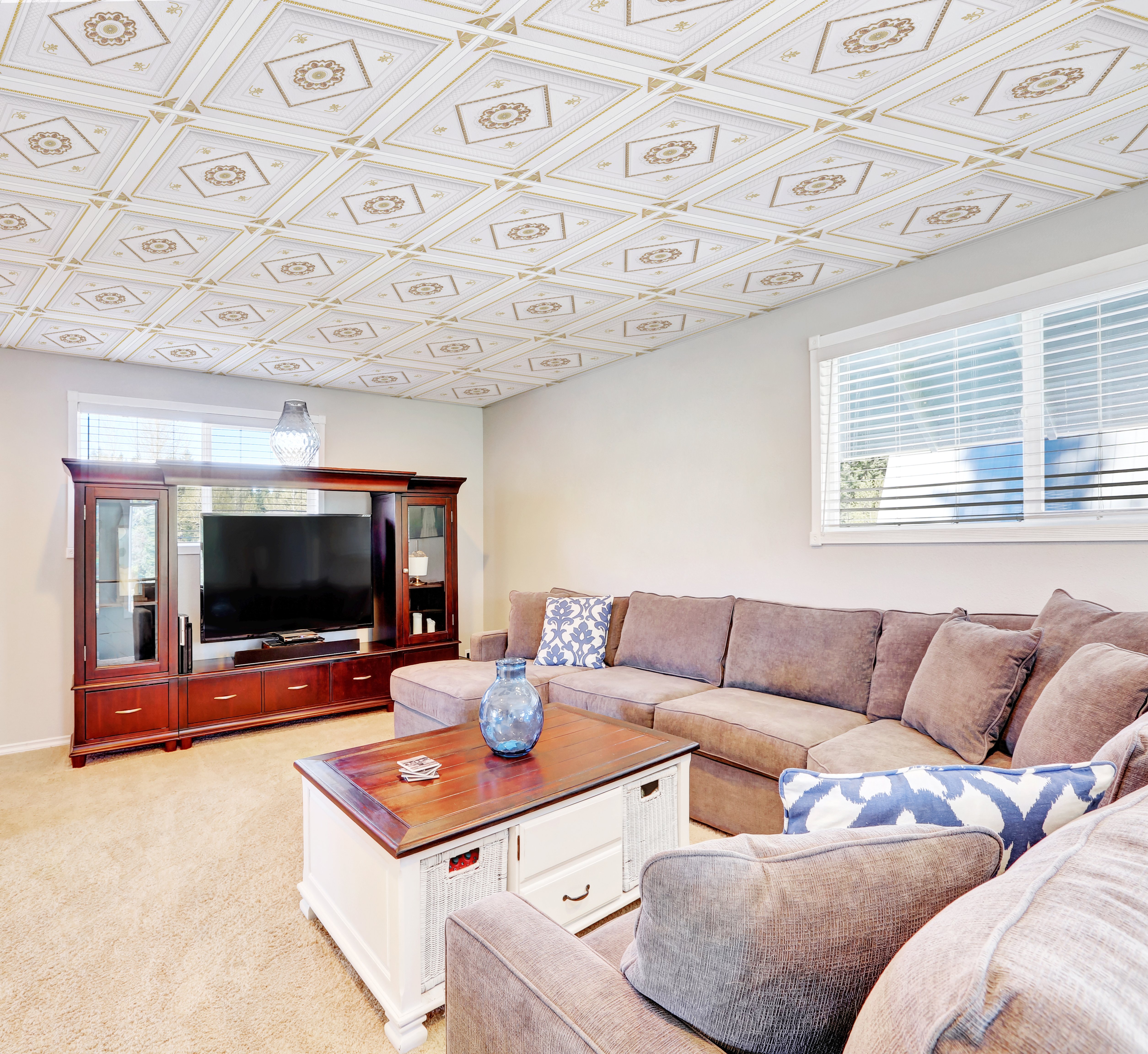 Ưu điểm của tấm trang trí Vĩnh Tường DECO® Ánh Kim so với nhựa PVC