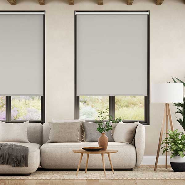 Cách chống nóng cho nhà cấp 4 với rèm nhẹ nhàng, tinh tế