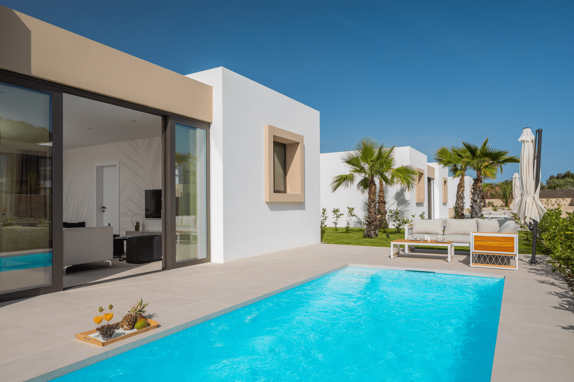 Mẫu nhà villa 1 tầng có hồ bơi đẳng cấp thích hợp để nghỉ dưỡng