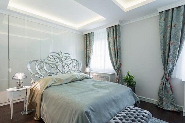 Mẫu trần thạch cao đẹp cho nhà ống màu trắng tinh khiết và sang trọng