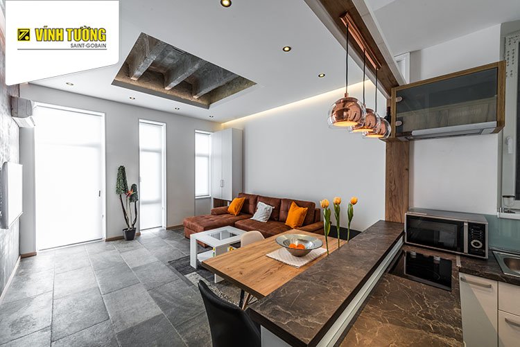 mẫu trần thạch cao cho phòng bếp liền phòng khách đơn giản 2021