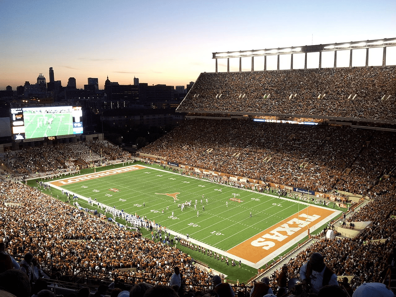 Sân vận động Darrell K Royal-Texas Memorial