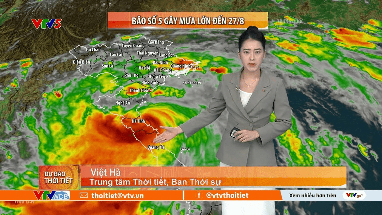 Theo dõi dự báo thời tiết thường xuyên giúp bạn chủ động ứng phó khi có cảnh báo mưa đá