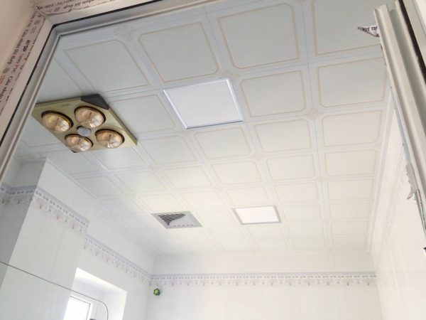 Trần nhôm nhà vệ sinh với kết cấu chắc chắn, an toàn